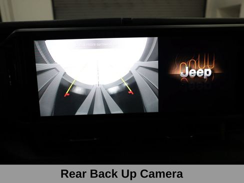Used 2025 Jeep Wrangler Unlimited Sport AWD/4WD image 29