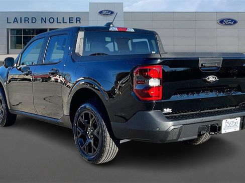 New 2025 Ford Maverick Lariat w/ Black Appearance Package image 3