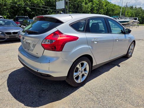 Used 2014 Ford Focus SE FWD image 8