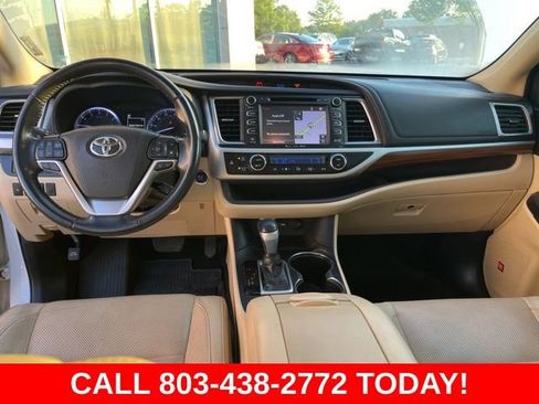 Used 2019 Toyota Highlander Limited image 16