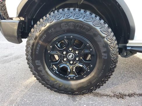 Used 2024 Ford Bronco Wildtrak AWD/4WD image 5