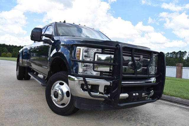 Used 2019 Ford F350 Lariat w/ Lariat Value Package AWD/4WD image 5