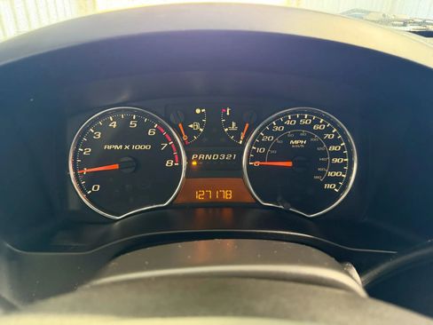 Used 2011 GMC Canyon SLE image 27