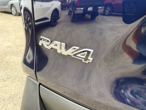 Certified 2025 Toyota RAV4 XLE AWD/4WD image 7