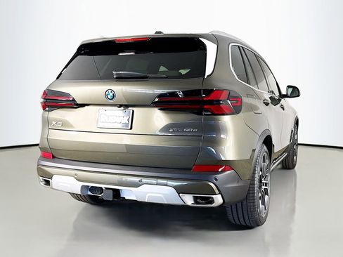New 2026 BMW X5 xDrive50e w/ Premium Package image 7