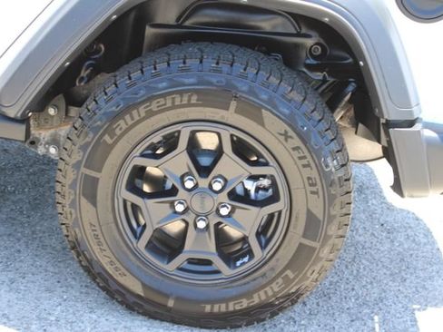 Used 2023 Jeep Wrangler Unlimited AWD/4WD image 8