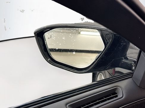 Used 2023 Lucid Air Pure AWD/4WD image 16