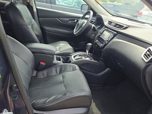 Used 2016 Nissan Rogue SL w/ SL Premium Package AWD/4WD image 10
