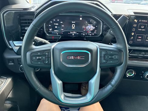 Used 2023 GMC Sierra 1500 Elevation AWD/4WD image 11