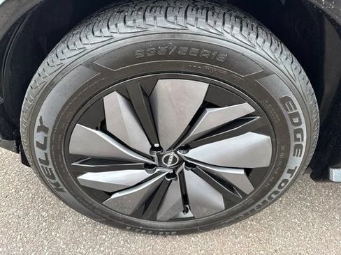 Certified 2023 Nissan Ariya FWD image 40