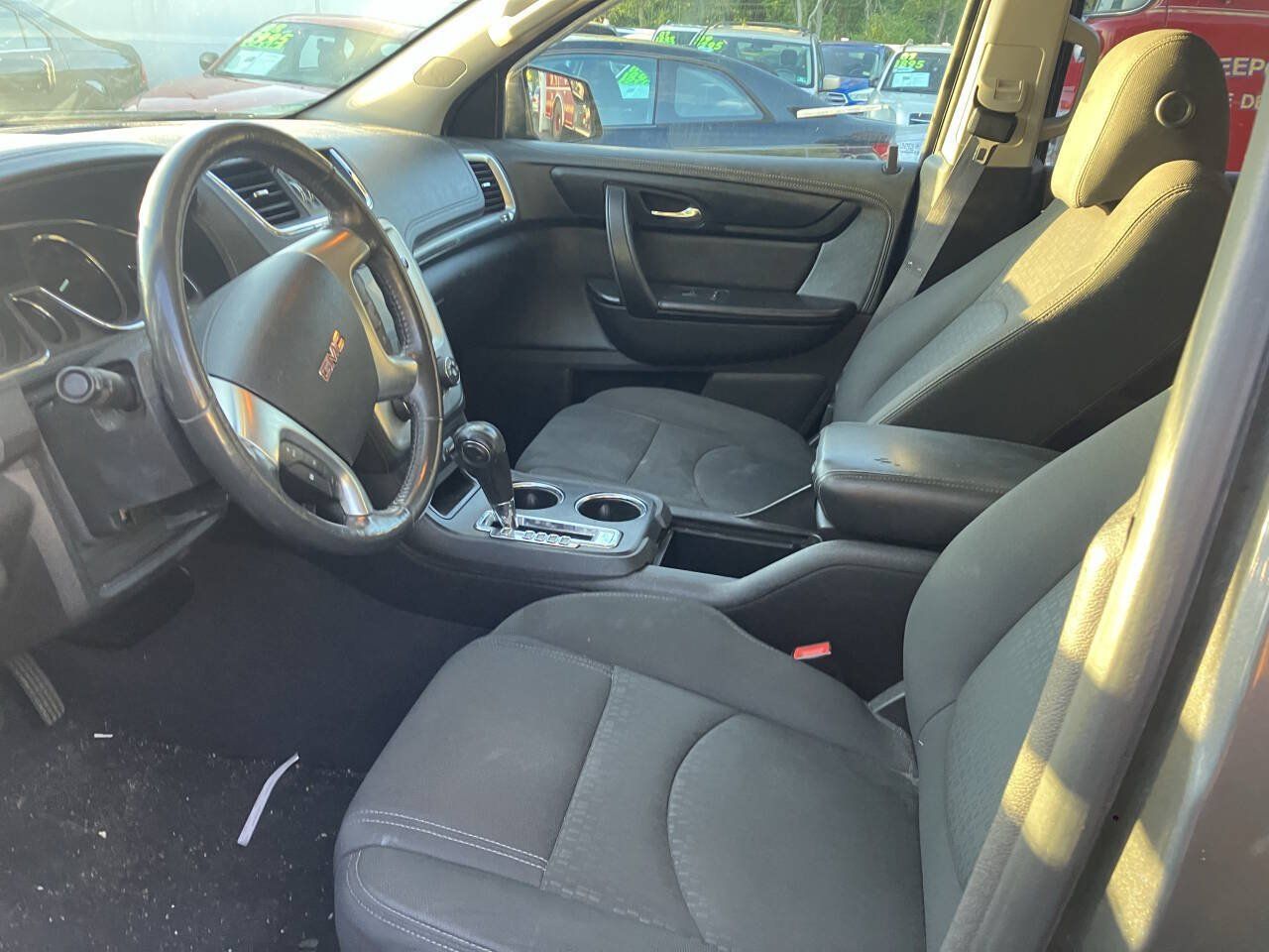 Used 2014 GMC Acadia SLE FWD image 5