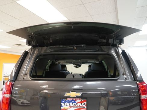 Used 2017 Chevrolet Tahoe LT image 10