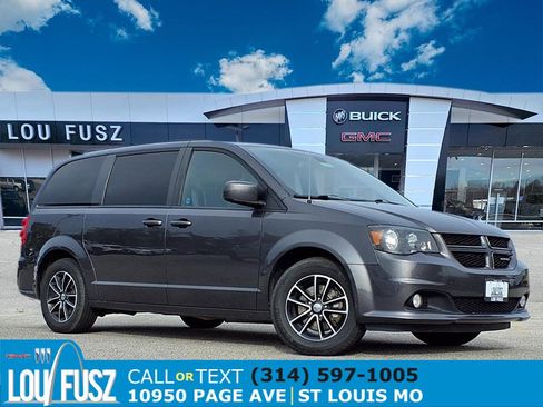 Used 2019 Dodge Grand Caravan GT image 1