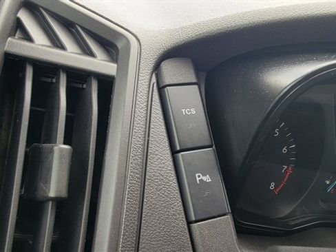 Used 2015 Ford Transit 150 XLT RWD image 25