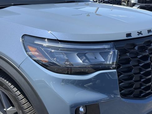 Certified 2026 Ford Explorer ST-Line w/ ST-Line Street Pack RWD image 11