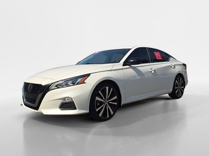 Certified 2021 Nissan Altima 2.5 SR w/ SR Premium Package