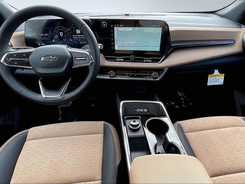 New 2026 Chevrolet Equinox ACTIV image 5