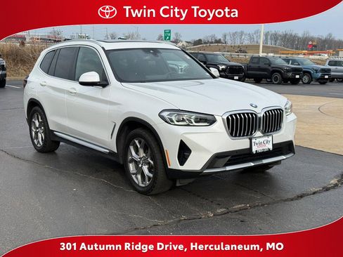 Used 2022 BMW X3 xDrive30i w/ Premium Package 2 image 1