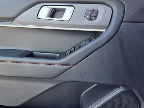 New 2025 Ford Explorer ST-Line w/ Premium Package image 17