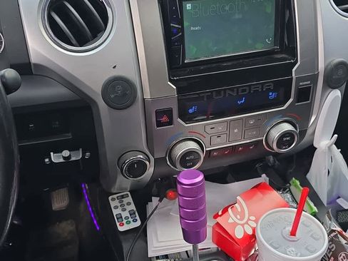 Used 2014 Toyota Tundra Platinum image 7