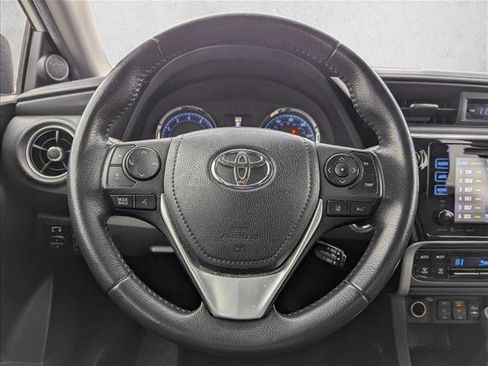 Used 2019 Toyota Corolla XSE image 15