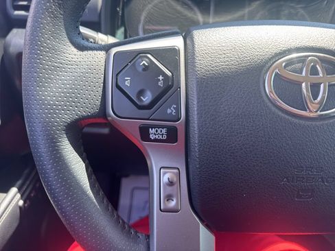 Used 2022 Toyota 4Runner Limited AWD/4WD image 14