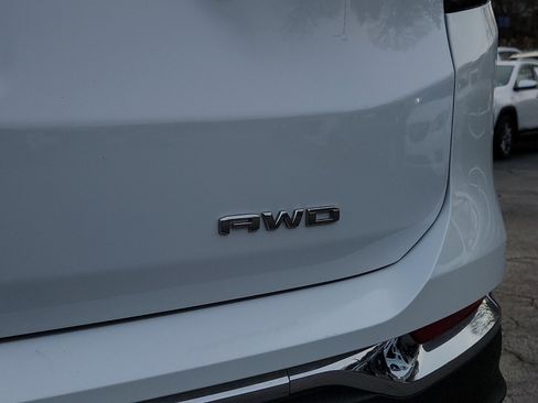 Used 2024 GMC Terrain SLT w/ Infotainment Package II image 38