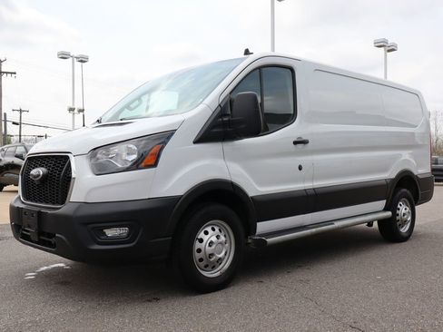 Used 2023 Ford Transit 250 Low Roof AWD w/ Exterior Upgrade Package image 6