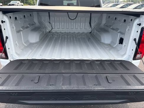 Used 2025 Chevrolet Colorado Z71 AWD/4WD image 28