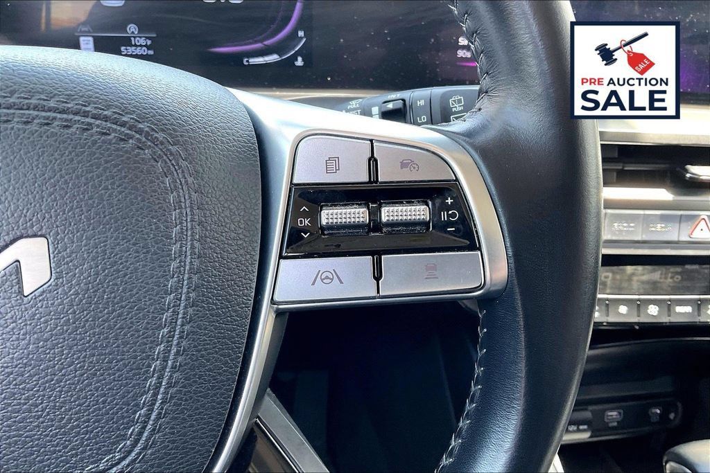 Used 2025 Kia Telluride S AWD/4WD image 19