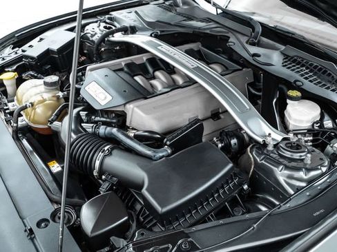 Used 2016 Ford Mustang GT Premium RWD image 32