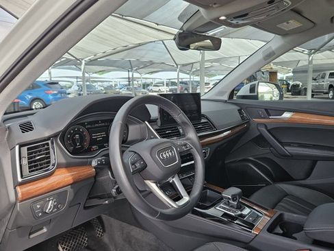 Used 2023 Audi Q5 2.0T Premium Plus w/ Premium Plus Package AWD/4WD image 11