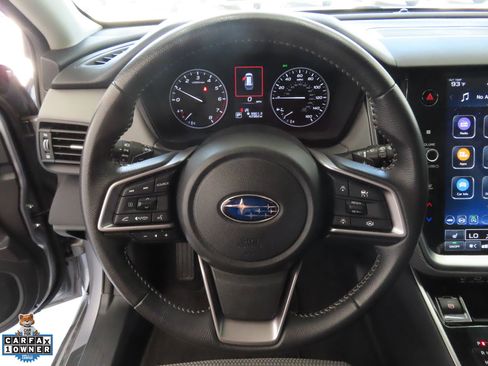 Used 2024 Subaru Outback Premium AWD/4WD image 15