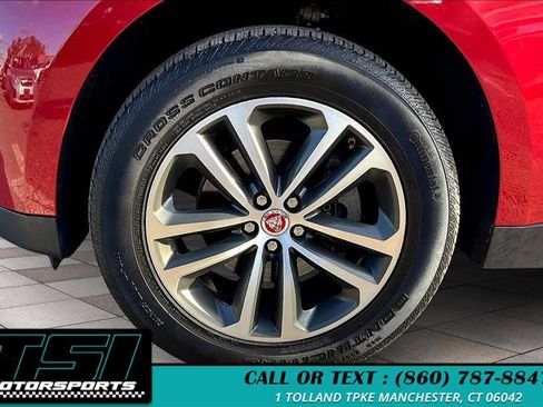 Used 2018 Jaguar F-PACE Premium image 9