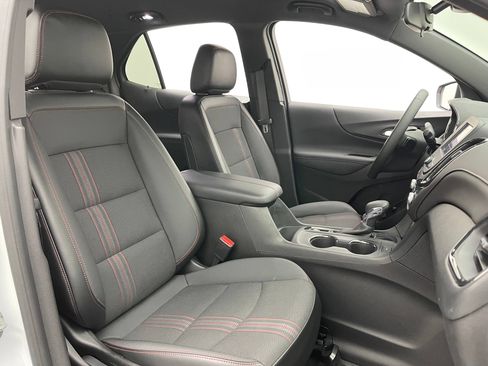 Used 2023 Chevrolet Equinox RS w/ LPO, Floor Liner Package FWD image 31