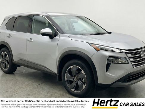 Used 2025 Nissan Rogue SV FWD image 1