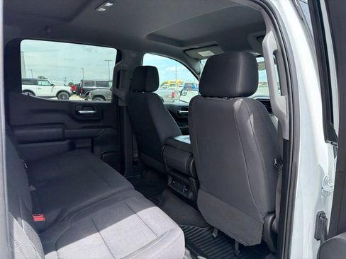 Used 2020 Chevrolet Silverado 1500 Custom Trail Boss w/ Custom Convenience Package AWD/4WD image 19