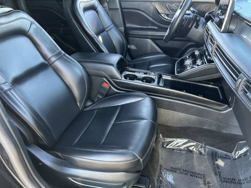Used 2022 Lincoln Corsair FWD image 12