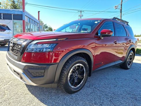 Certified 2024 Nissan Pathfinder Rock Creek image 3