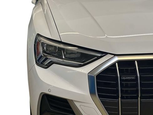 Used 2023 Audi Q3 2.0T Premium w/ Convenience Package AWD/4WD image 8