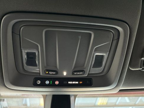 Used 2021 Chevrolet Silverado 1500 RST image 18