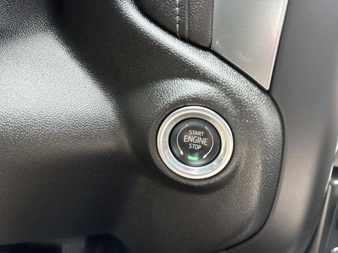 Used 2022 Chevrolet Silverado 2500 LTZ w/ LTZ Plus Package image 32