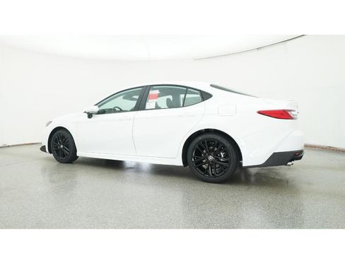 New 2026 Toyota Camry SE image 20