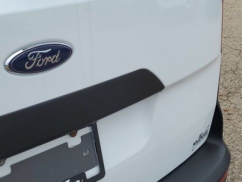 Used 2023 Ford Transit Connect XL FWD image 31