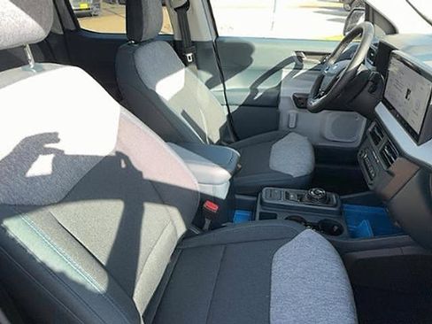 New 2025 Ford Maverick XLT w/ XLT Luxury Package FWD image 10