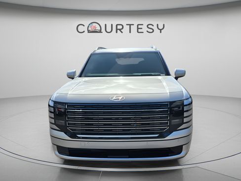 New 2026 Hyundai Palisade Calligraphy FWD image 8