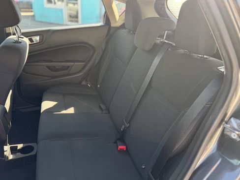 Used 2016 Ford Fiesta SE FWD image 9