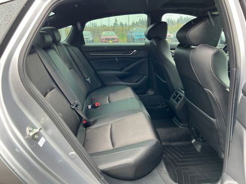 Used 2020 Honda Accord Sport image 12