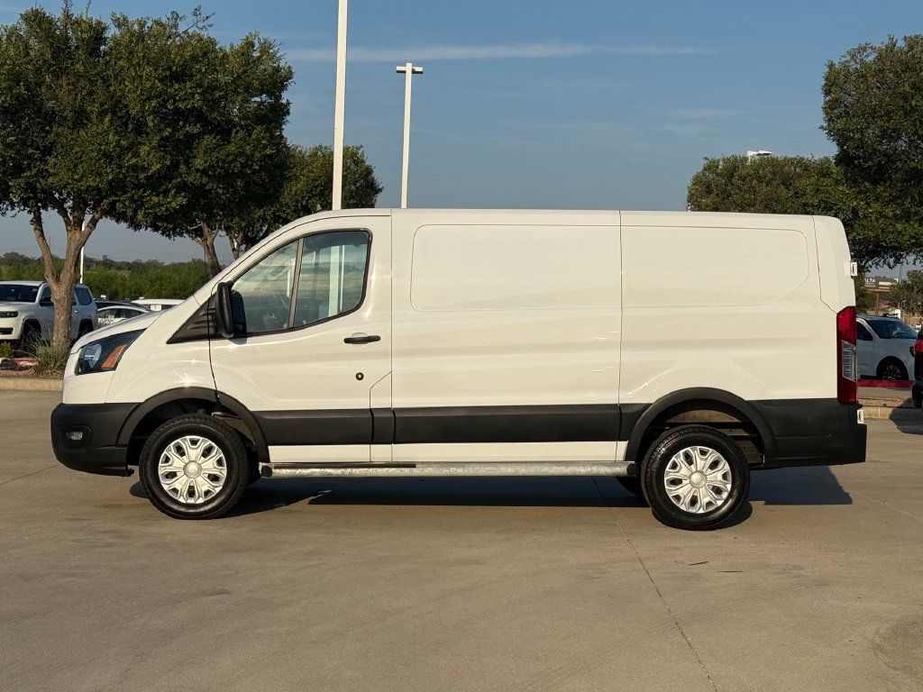 Used 2025 Ford Transit 250 Low Roof w/ Exterior Upgrade Package RWD image 2