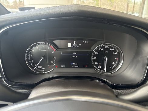 Certified 2025 Cadillac XT5 Premium Luxury image 11